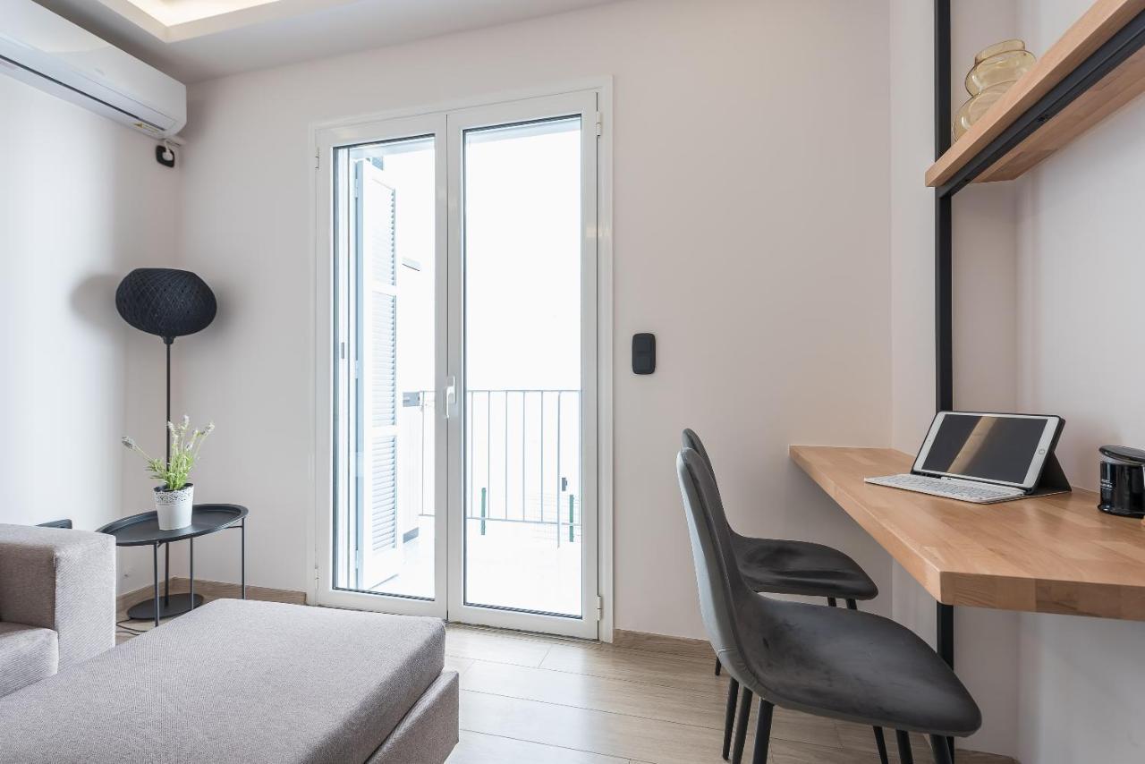 Petraki 1bdr With Balcony 1 Min From Ermou Str Apartment Athens