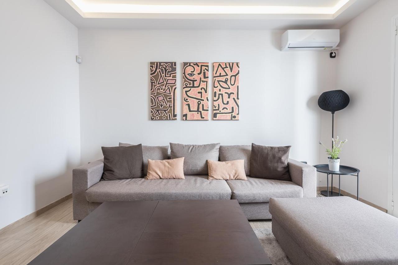 Petraki 1bdr With Balcony 1 Min From Ermou Str Appartement Athene