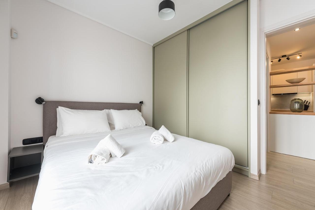 Petraki 1bdr With Balcony 1 Min From Ermou Str Appartement